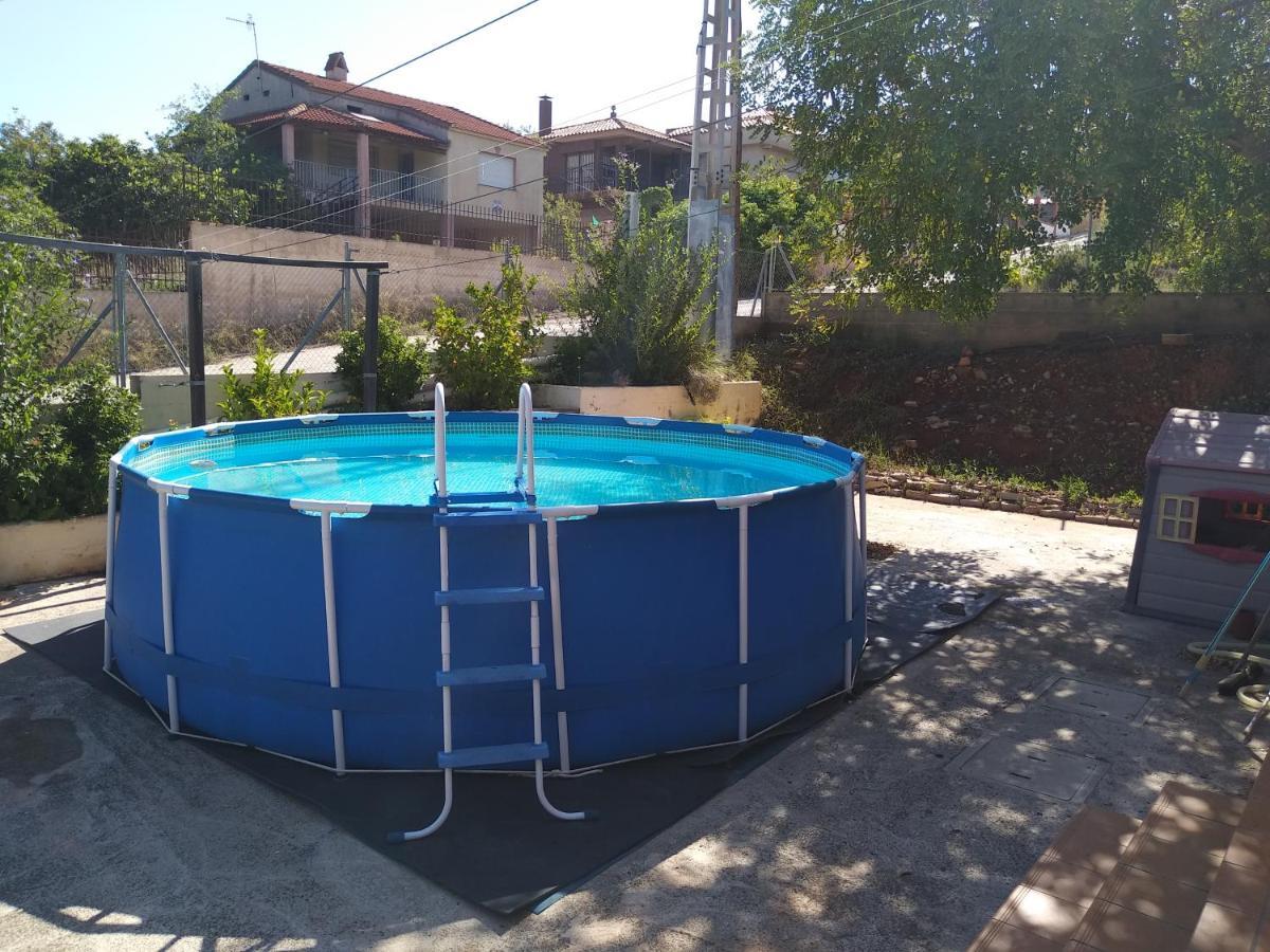 Casa Junto Al Lago Villa Jerica Exterior photo